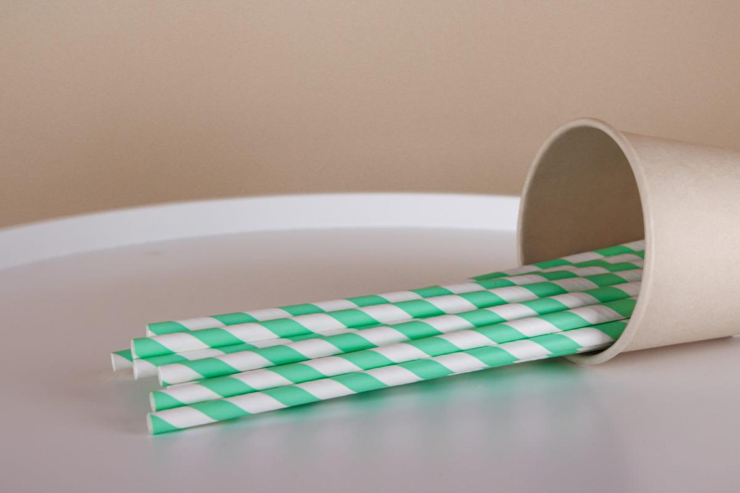 Трубочка бумажная прямая Витая бело-мятная 200 мм d=6 мм 25 шт/уп