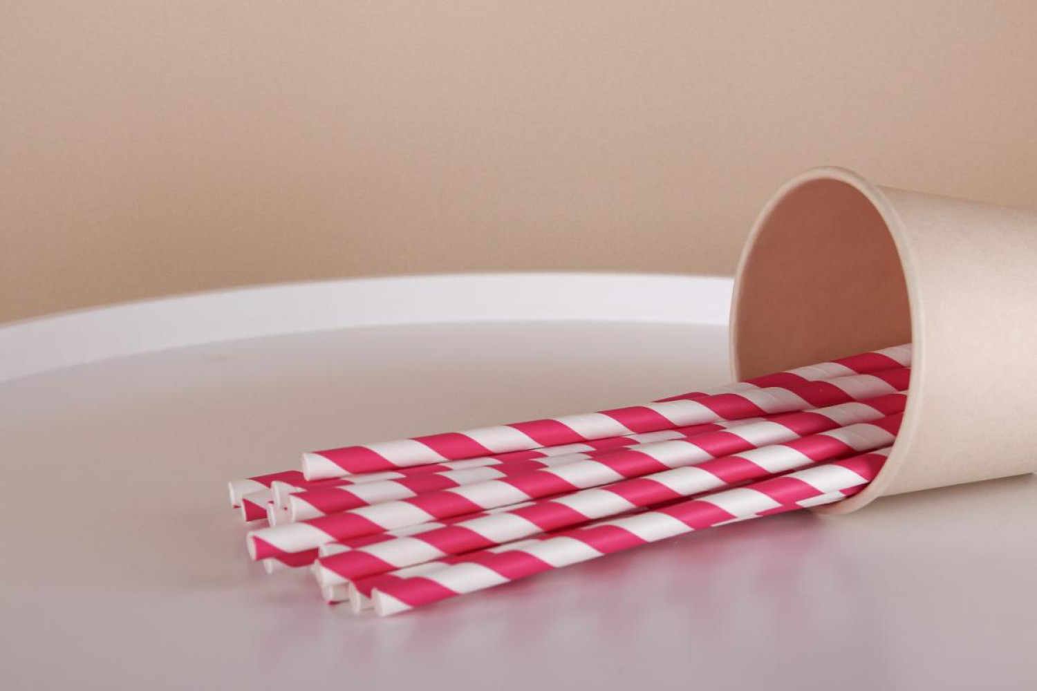 Трубочка бумажная прямая Витая бело-розовая 200 мм d=6 мм 25 шт/уп