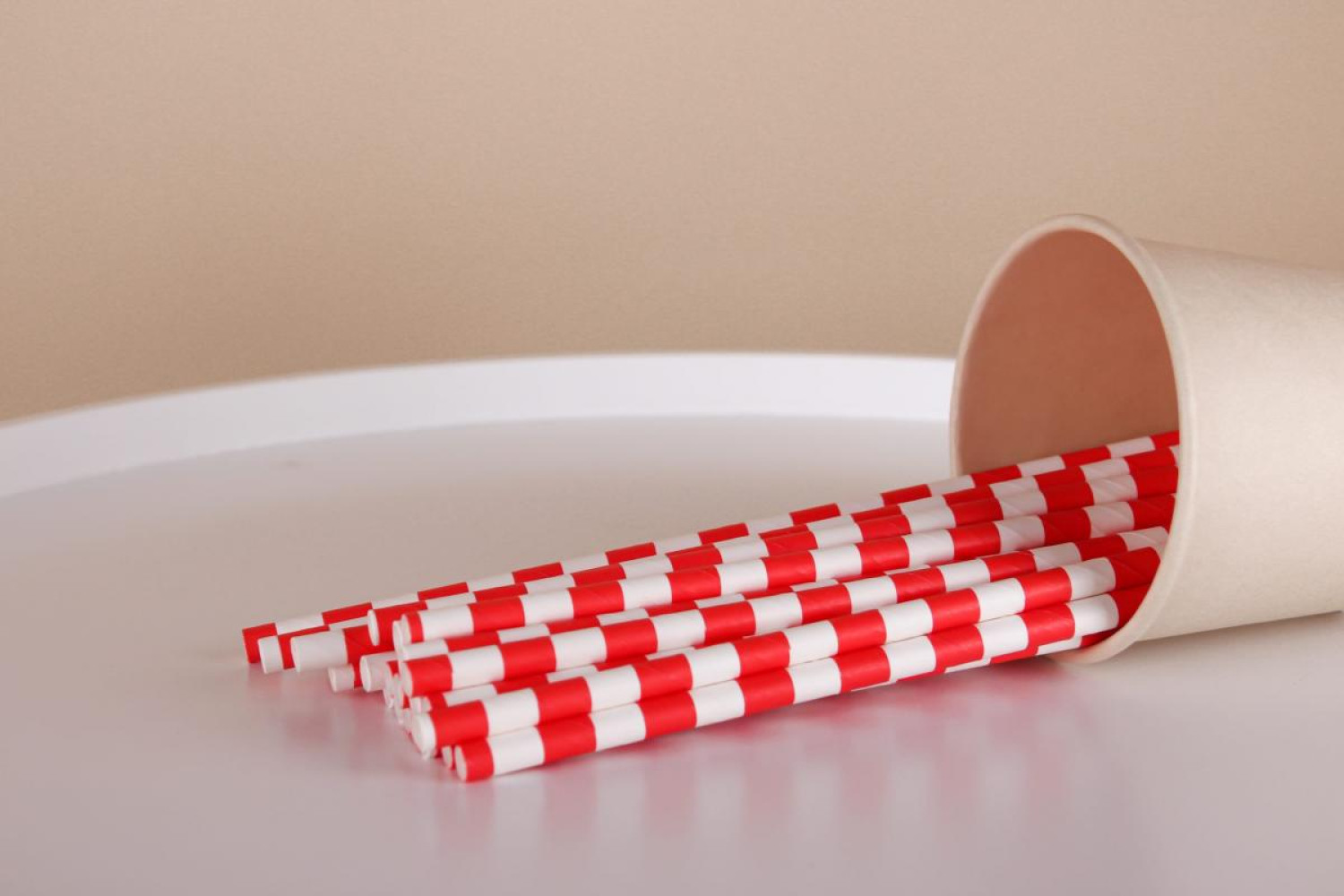 Трубочка бумажная прямая Карамель бело-красная 200 мм d=6 мм 25 шт/уп