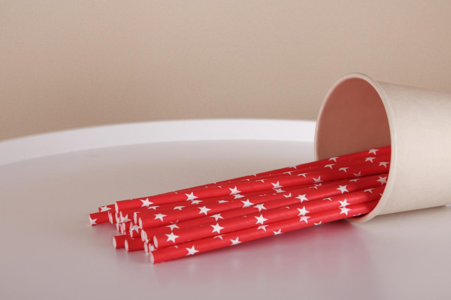 Трубочка бумажная прямая Звезда красная 200 мм d=6 мм 25 шт/уп