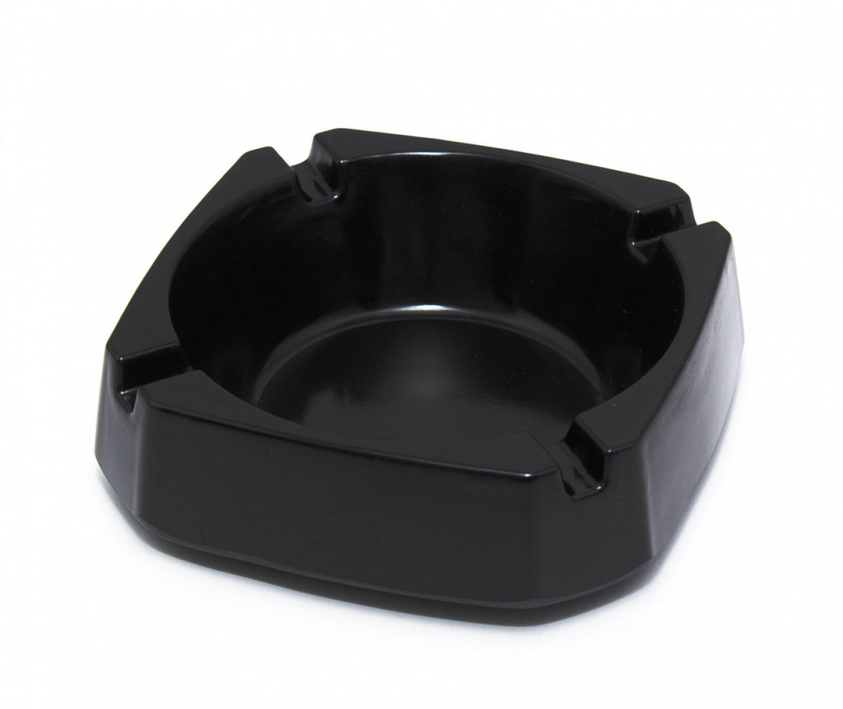 Пепельница квадратная из меламина черная 9,2х9,2х3 см